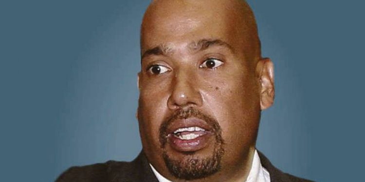 Former minister of finance remains in custody