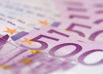 €500 notes are only used by crooks and should be withdrawn: police