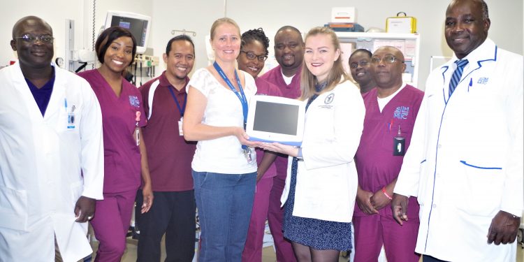 SMMC ER receives donation from AUC