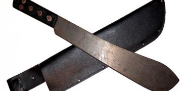 Man seriously ill-treated with machete