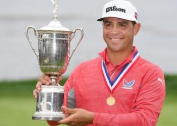 US Open: Gary Woodland holds off Brooks Koepka to win first major
