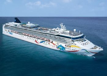 Trump administration ban on cruises to Cuba creates chaos for U.S. travelers