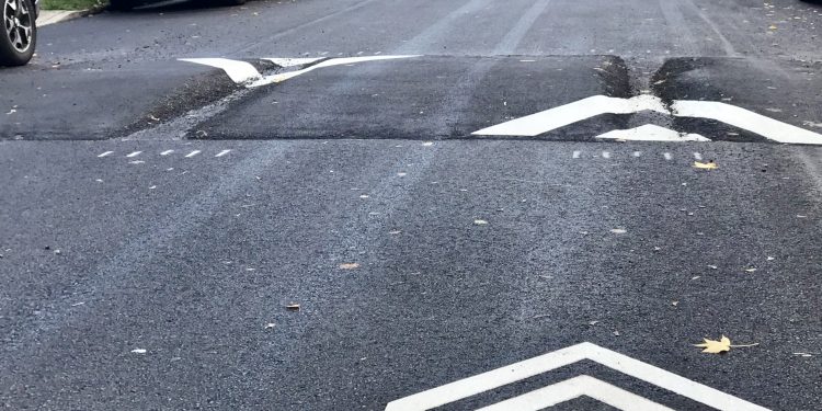 Ministry VROMI Traffic Alert: Speed Bump Repair near Chesterfields and Bobby’s Marina