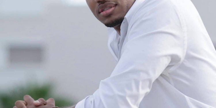 Celebrity keynote speaker Peter Bailey opens St. Martin Book Fair “under the literary big tent”