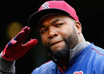 Former Boston Red Sox star David Ortiz shot in the back in the Dominican Republic