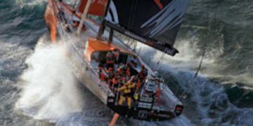 At least 30 Venezuelan migrants missing after boat sinks on the way to Curaçao