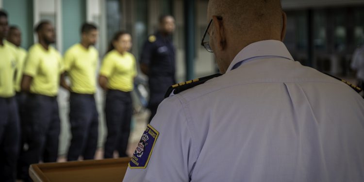 Nine new coast guards for the Dutch Caribbean Coast Guard After successfully completing their two-year education
