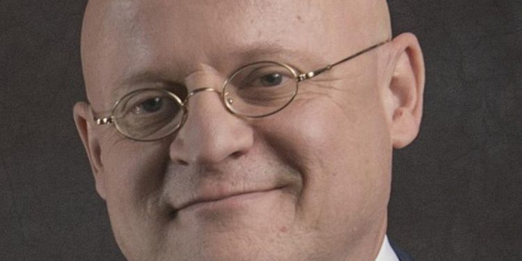 Justice Minister wants fewer festivals in fight against drugs