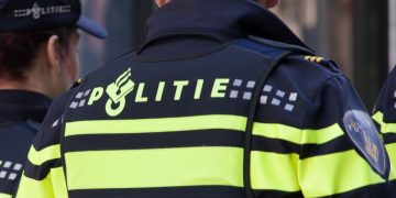 Missing girl, 17, rescued from trunk of car; man arrested