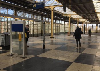 ProRail wants to ban smoking at all Netherlands train stations