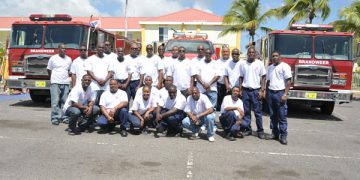 Ten Fire Figthers Pass Masks Maintenace Course