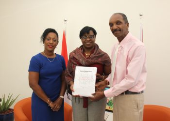 Corporate Governance Council presents Year Report 2018  to Prime Minister Romeo Marlin