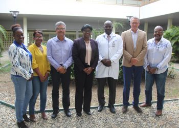 Acting Minister of Public Health Romeo Marlin visits dialysis department at Sint Maarten Medical Center