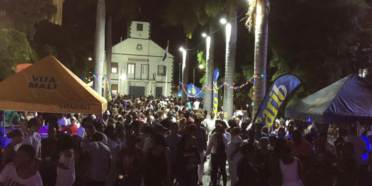 MINISTER JOHNSON PLEDGES TO SUPPORT KOOPAVOND 2020  GRAND FINALE ATTRACTS OVER 2000 PATRONS TO PHILIPSBURG