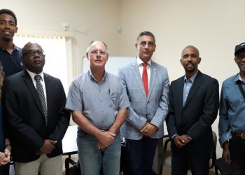 Minister Geerlings receives update from Cadastre