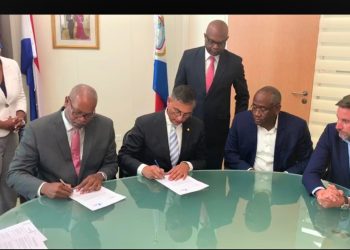 Minister Geerlings says UTS share sale to pay off arrears and retroactive payments for justice workers