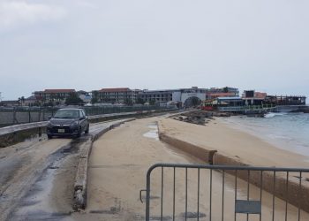 Beacon Hill Road Partly Impassable. One lane available. Family physicians, Clinics and Drugstores