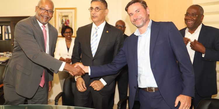 Liberty Latin America announces acquisition of remaining 12.5% of UTS