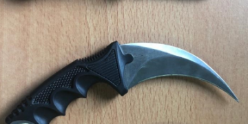 Student arrested with knives
