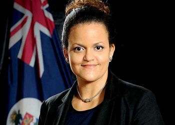 Cayman Islands negotiates regulation with offshore sector