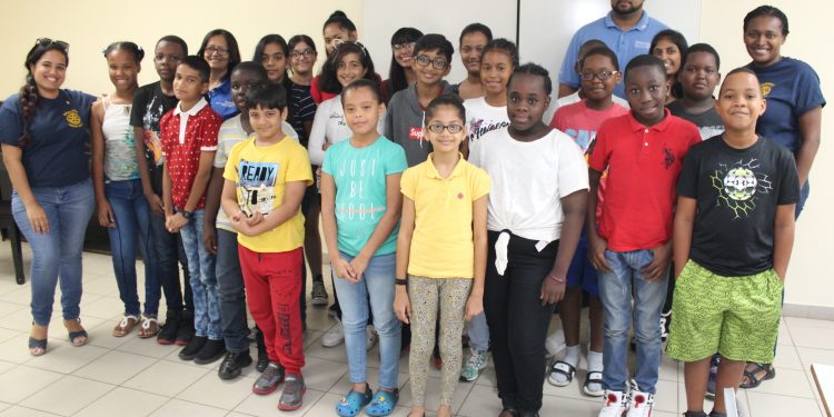 The 8th Annual Rotary/Rotaract Spelling Bee final Tutorial 2019