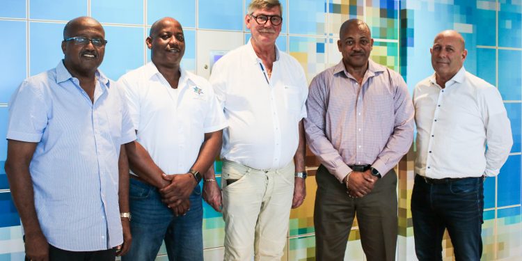 Agreement on a thirteenth month in Sector Consultation