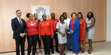 Minister Geerlings says civil servants the foundation of Sint Maarten’s democracy as 11 take the oath