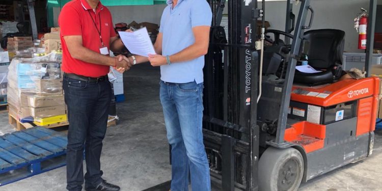 Alumnus Sunny Khatnani funds solar powered air-conditioning at Milton Peters College Divico supports project ‘Keep a cool head’