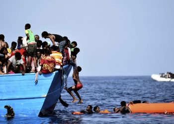 Large group of undocumented migrants arrested