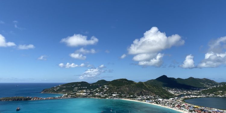 Pelican Peak and Nature Foundation St. Maarten Partnered for the first ‘Trash For Tours’ Event
