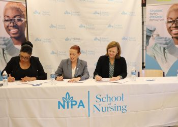 NIPA, American University of the Caribbean School of Medicine and Chamberlain University partner to train more nurses in Sint Maarten