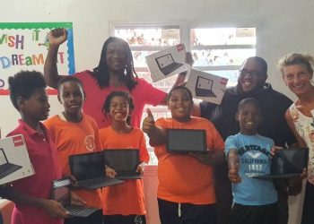 Foresee Foundation acknowledging Excellence Learning Academy with 25 tablet DigiKidz donation