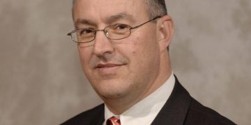 Facebook blocks ads promoting Rotterdam mayor’s biography