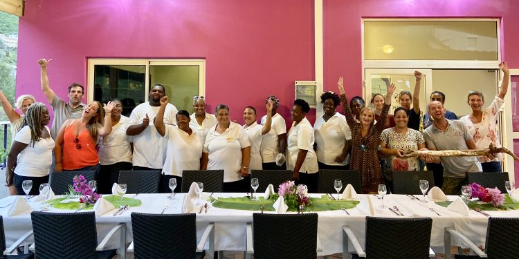 Freegan Food Foundation and St. Maarten Training Foundation students cook 100 meals for Thanksgiving