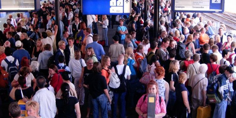 Immigration to push Dutch population up to 19 million by 2039