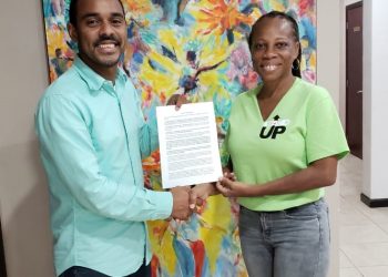 “Road to Independence” Presented to UP Party Leader by Arrindell