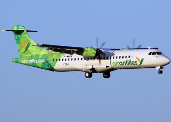 Winair’s Flight 806 return to the airport