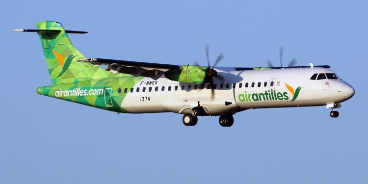 Winair’s Flight 806 return to the airport