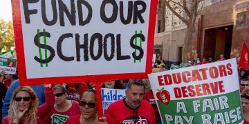 Over 4,000 schools close as teachers start their 2-day strike