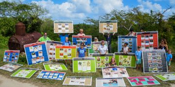 Les Fruits de Mer Donates Exhibit Panels to French Quarter School