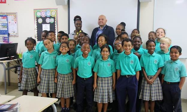 The minister of VROMI, Christopher Wever visits St. Dominic primary school