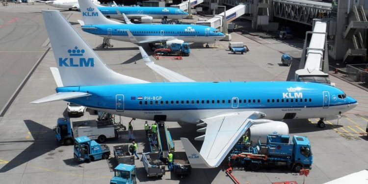 KLM scraps a dozen flights to Italy today over coronavirus