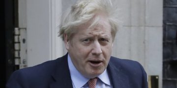 British Prime Minister Johnson tests positive for virus