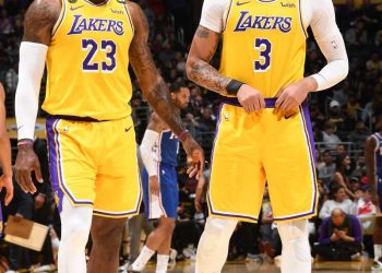 Anthony Davis-LeBron James a winning ticket for Lakers against 76ers