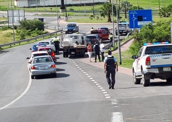 Joint French and Dutch side border controls.