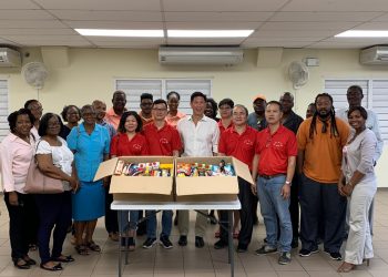 St. Maarten Chinese Community Foundation donates to local Foundations