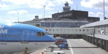 U.S. entry ban “potentially very drastic”, Dutch FM says, to hit KLM harder than China cancelations