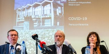 Dutch coronavirus cases rise to 10, hospital closed pending contact research