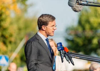 Rutte calls for Europe to co-operate on Covid-19 as number of cases hits 18