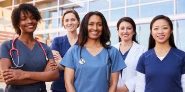 Nurses must be protected from abuse during coronavirus pandemic: WHO, nursing groups